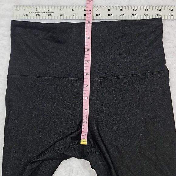 Athleta Elation Shine Tight Size Small Petite SP Black Workout Gym Yoga #985227 - Picture 4 of 7